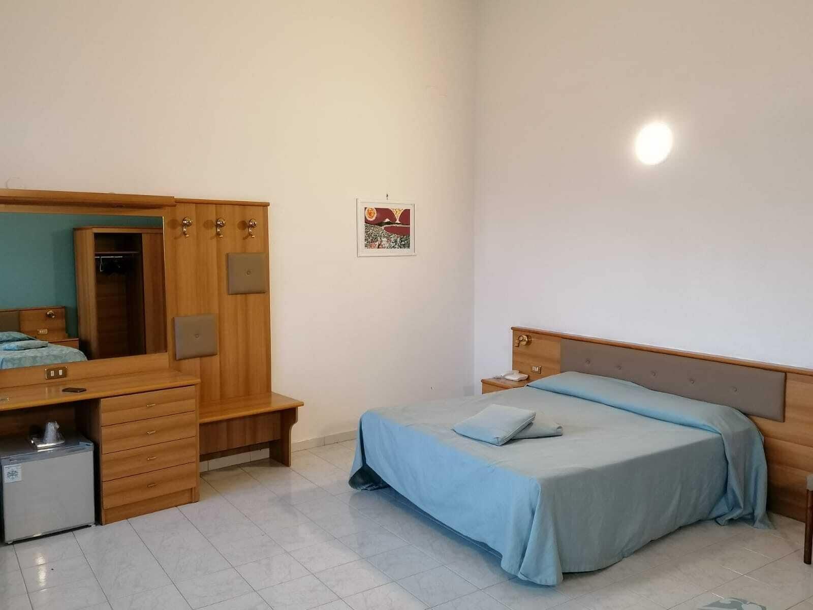 Hotel Santa Marta Pozzuoli Bagian luar foto
