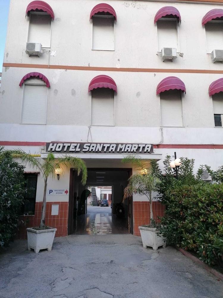 Hotel Santa Marta Pozzuoli Bagian luar foto