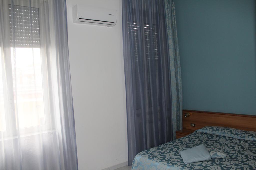 Hotel Santa Marta Pozzuoli Ruang foto