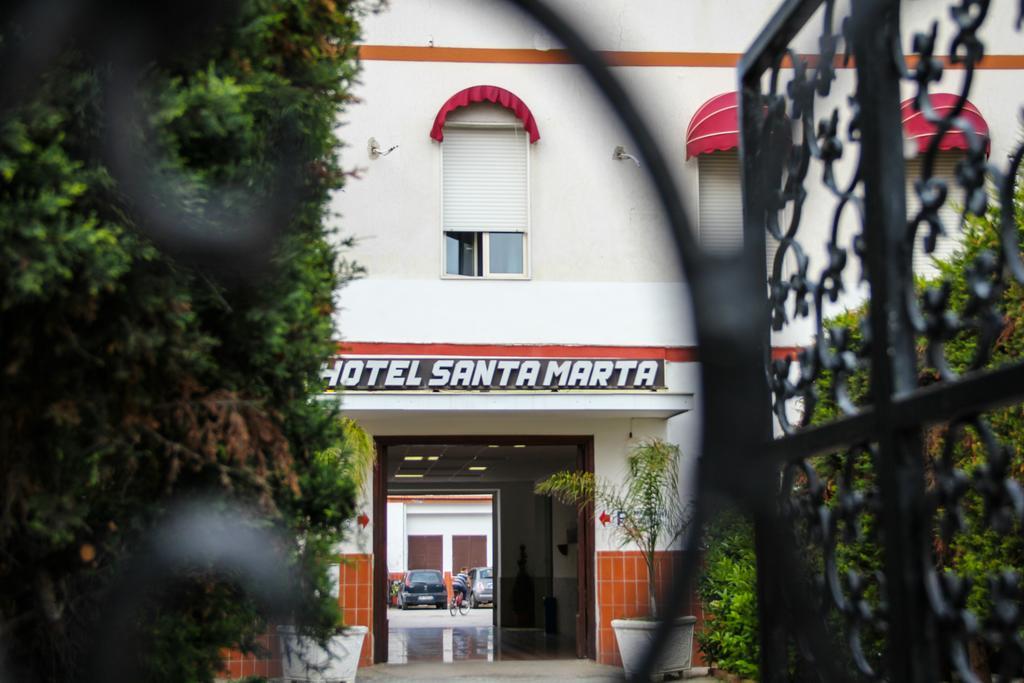 Hotel Santa Marta Pozzuoli Bagian luar foto