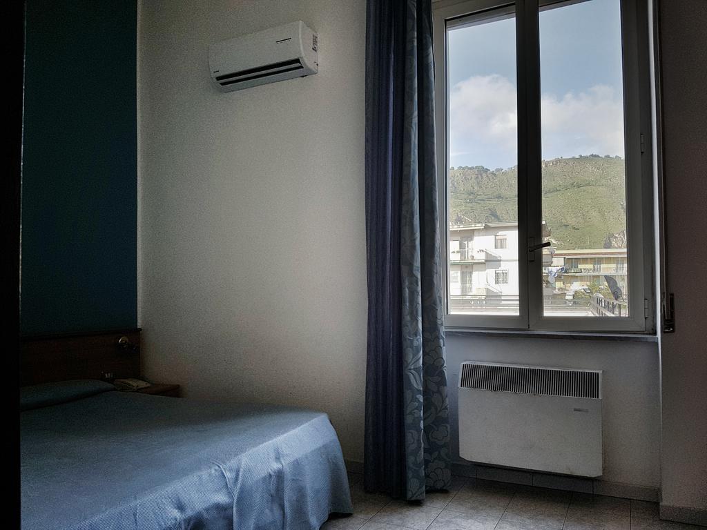 Hotel Santa Marta Pozzuoli Bagian luar foto